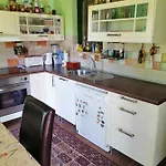 Szolosi Diofa Vendeghaz Homestay