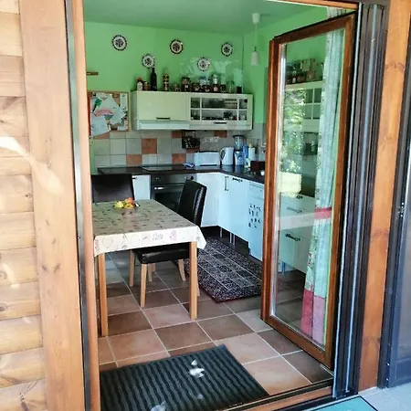 Szolosi Diofa Vendeghaz *